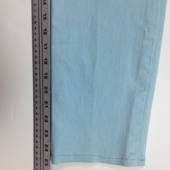 Gloria Vanderbilt Womens Amanda Jeans Slimming Light Blue Size 8 Missy Medium - Picture 13 of 13
